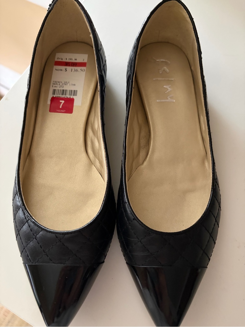 French Sole Black Quilted Leather Pointed Toe Pumps Size 7 NEW